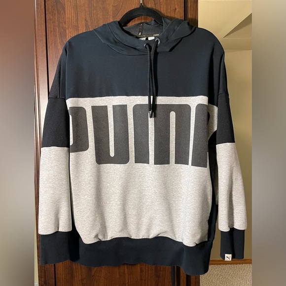 Puma USL sweatshirt with a hood and front pockets - Picture 1 of 8